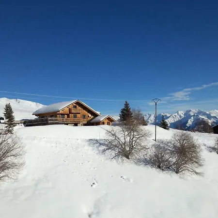 La Louvière Appartement *